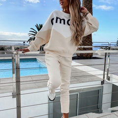 Knitted Panelled Letter Women Two Piece Set Pullover